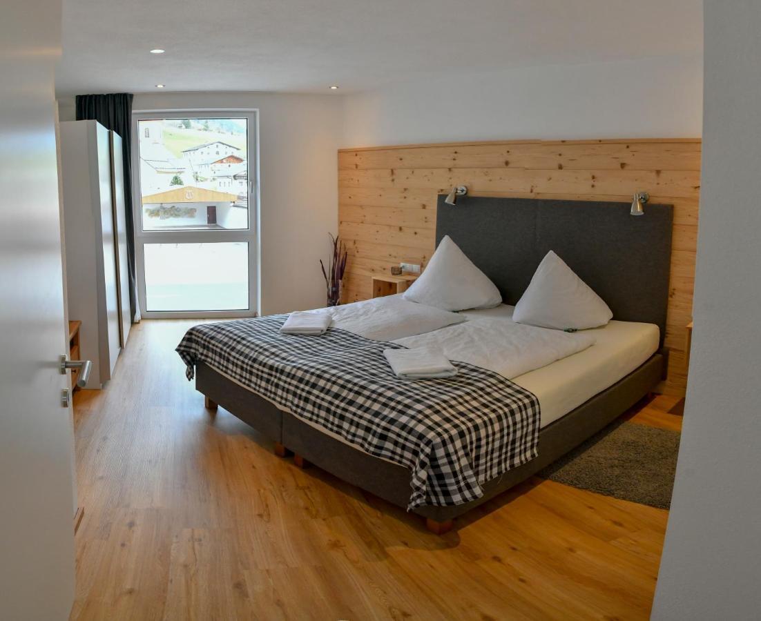Veranda Appartement Wohlfuehl Gries im Sellrain Exterior photo